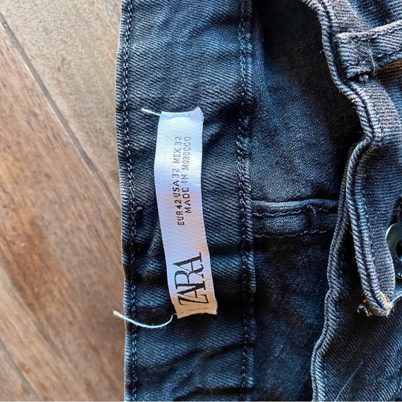 ZARA Distressed Skinny Jeans - Picture 2 of 4